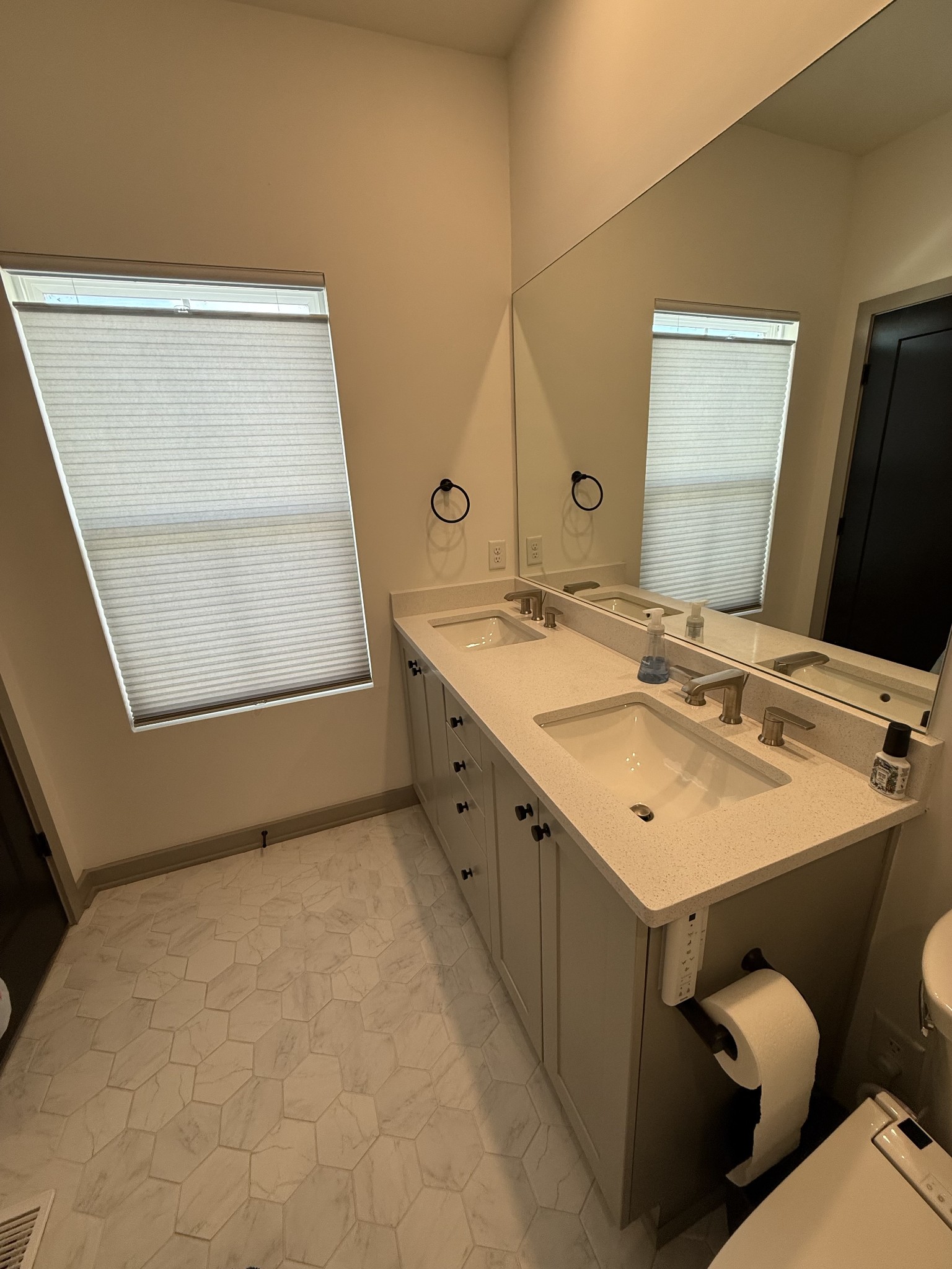 2084 Edison Park Ln