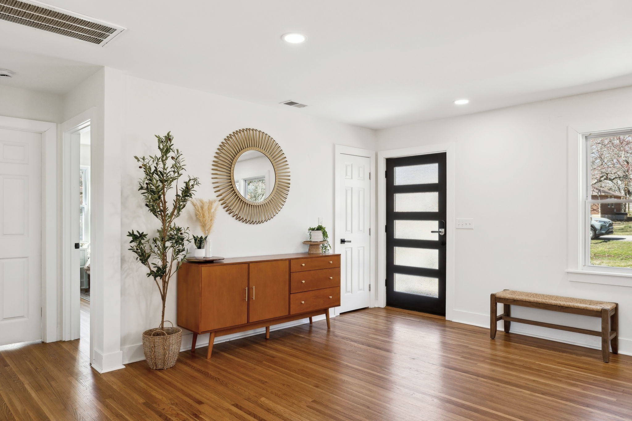 2543 Woodberry