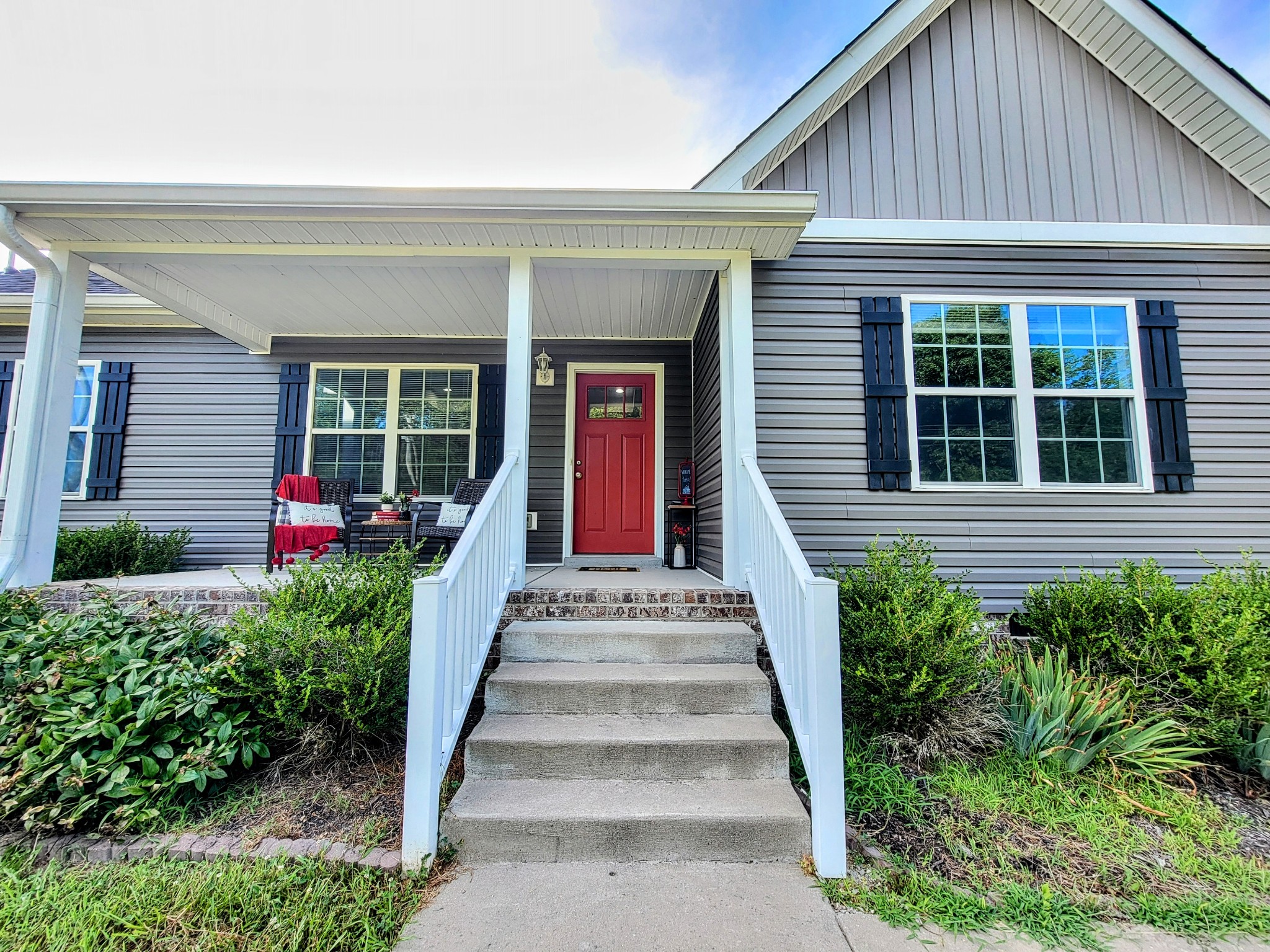 View Charlotte, TN 37036 house