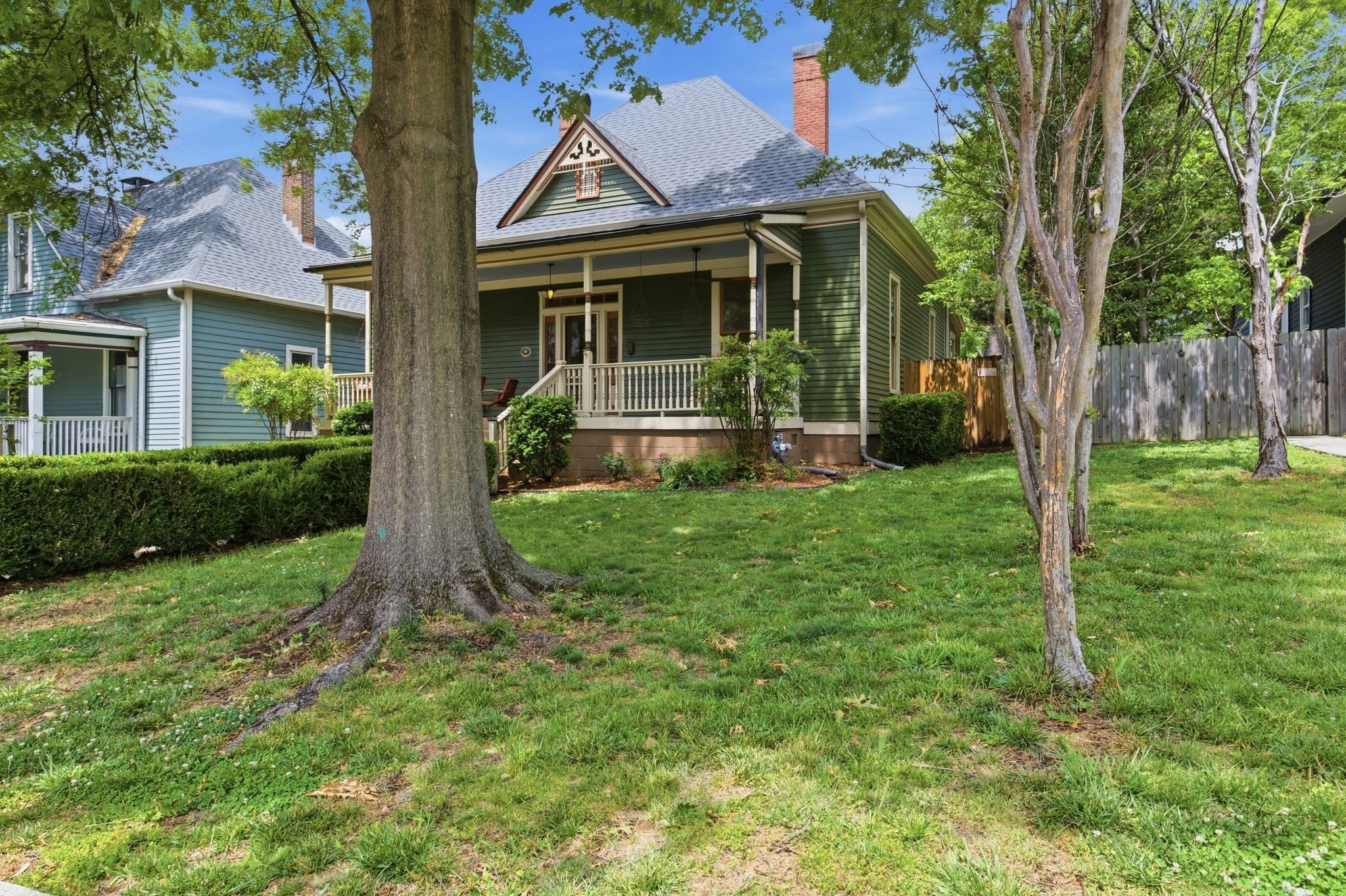 1413 Woodland St, Nashville TN 37206 4-bed home, photo 2 of 30