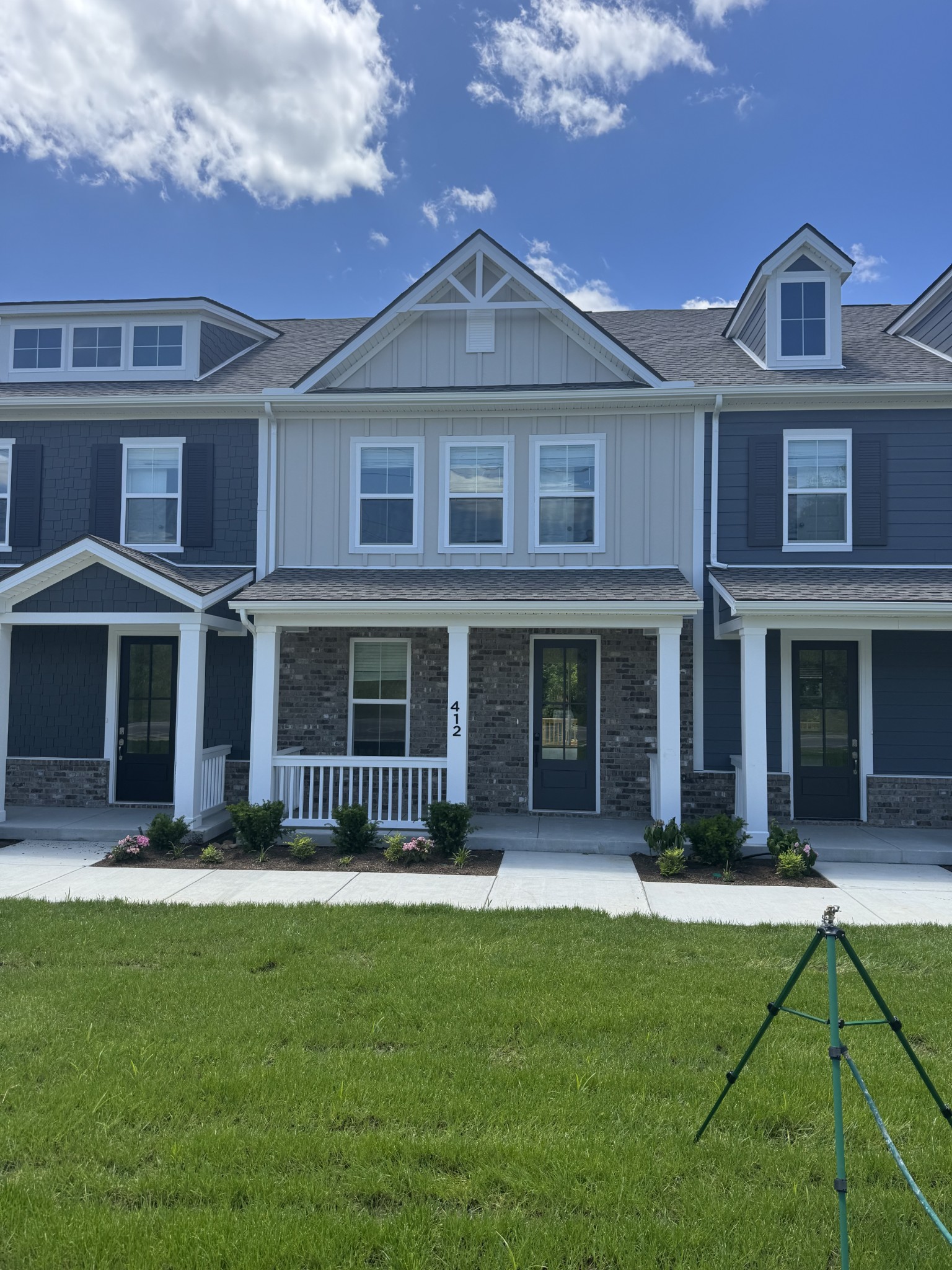 412 Blair Rd