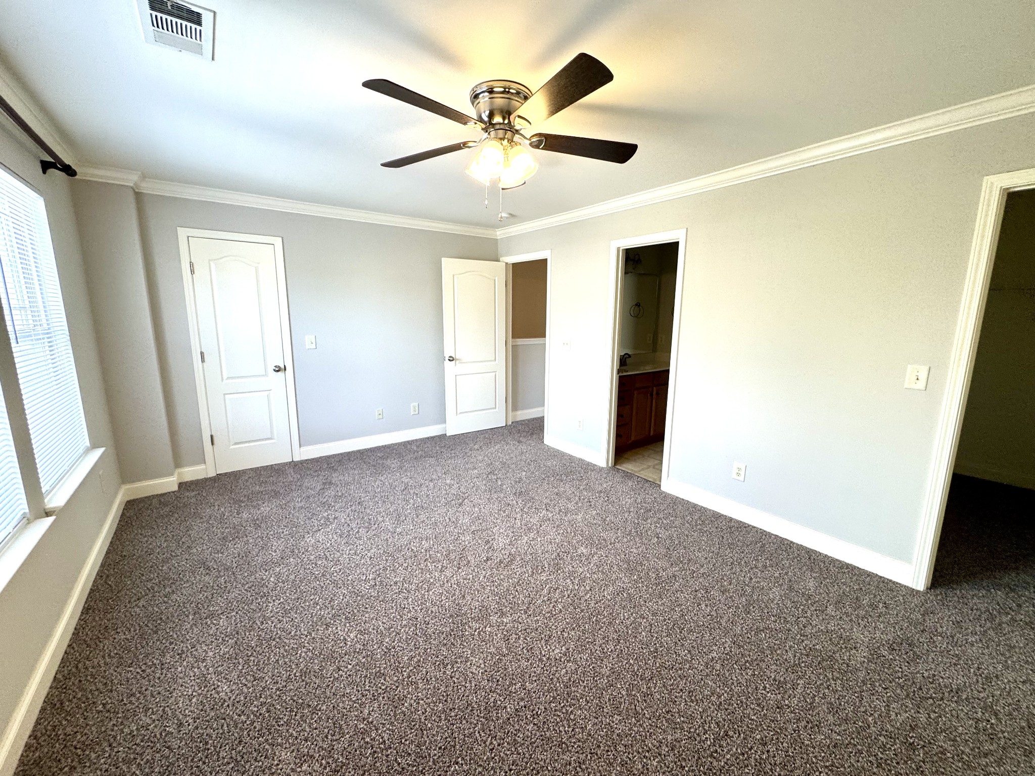735 Tulip Grove Rd 205