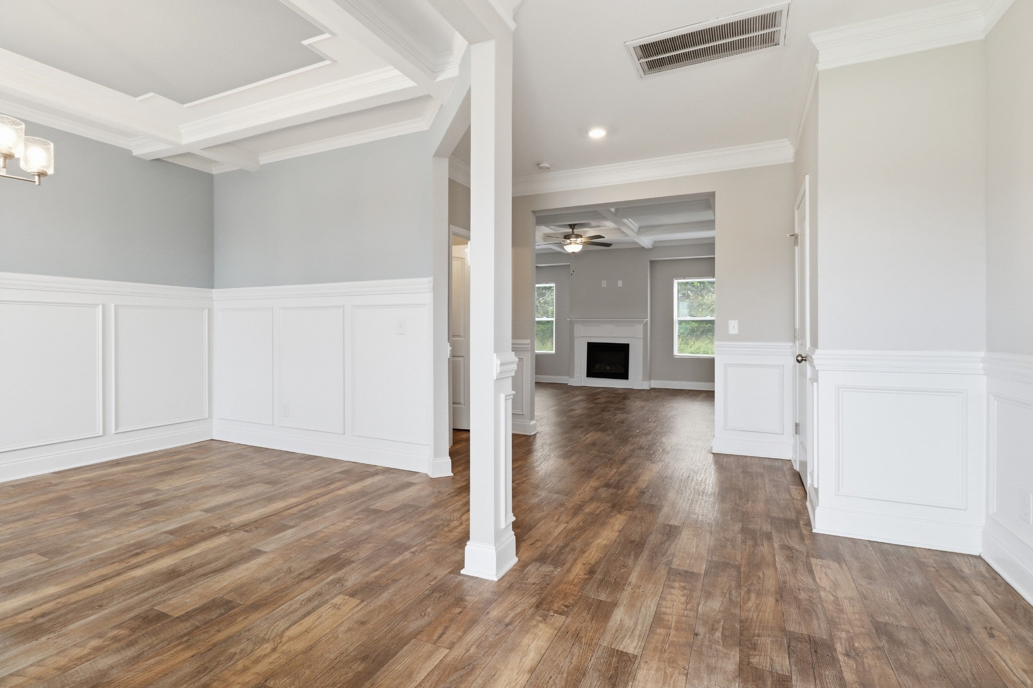 2255 Viking Ct
