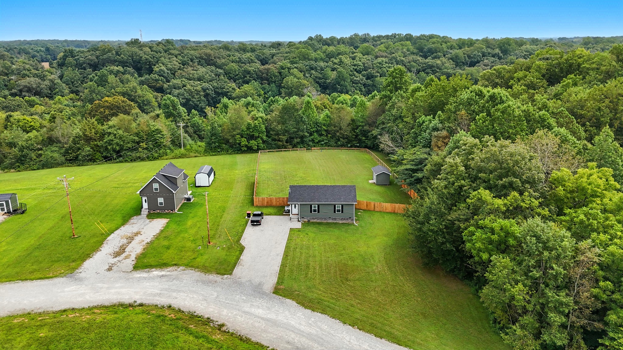 52 Pleasant Ln