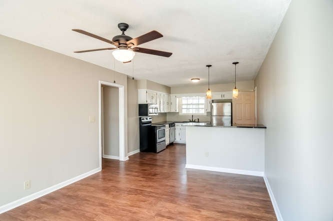 106 Sugar Tree Ln