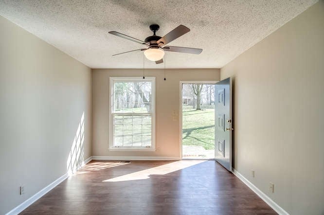 106 Sugar Tree Ln