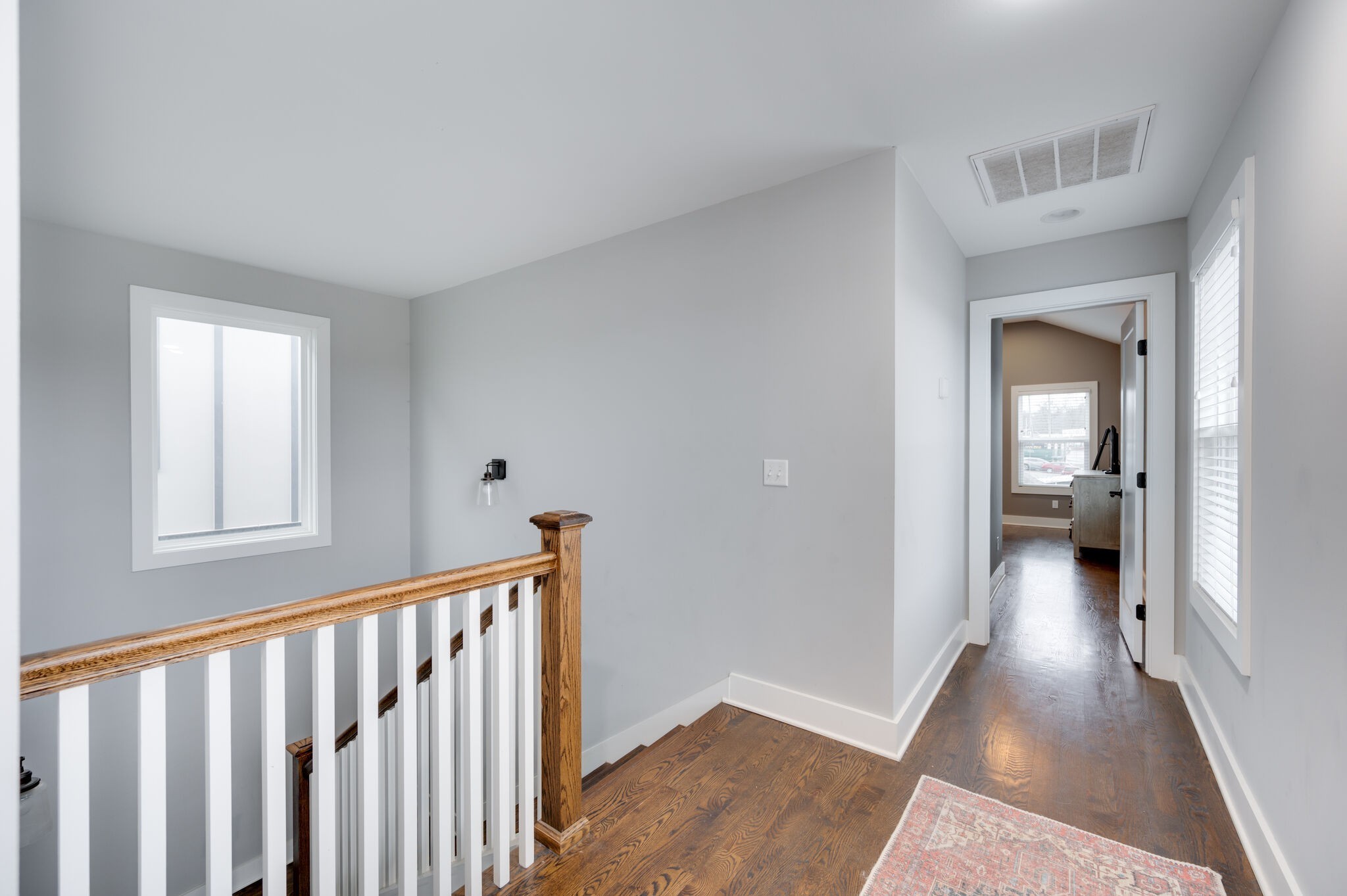 Nashville, Tennessee 37210, United States, 4 Bedrooms Bedrooms, ,3 BathroomsBathrooms,Residential,Active,122976