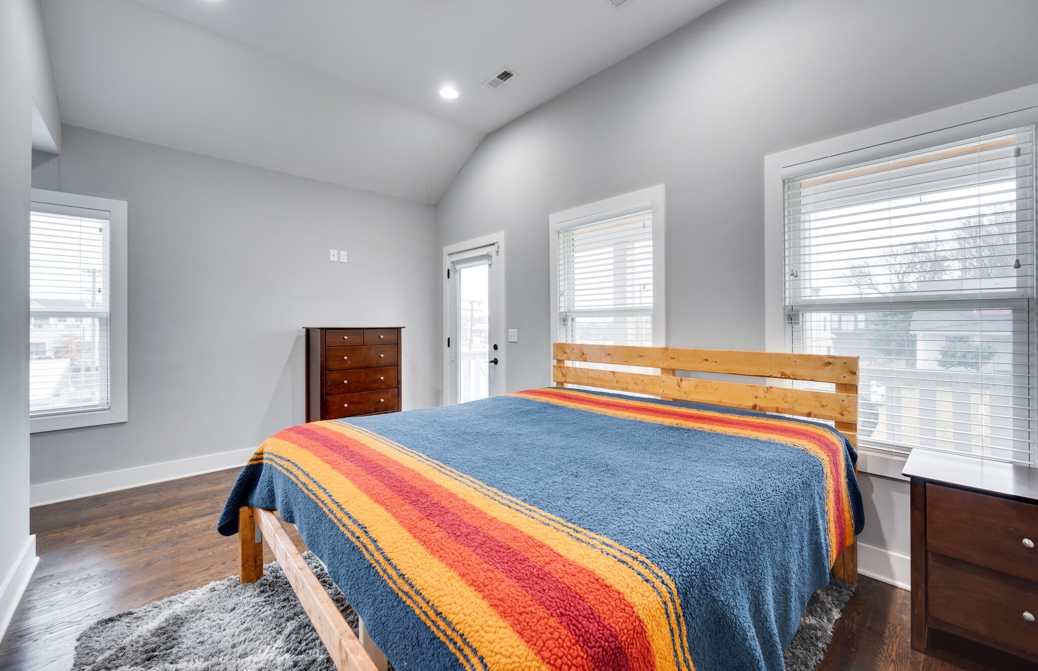 Nashville, Tennessee 37210, United States, 4 Bedrooms Bedrooms, ,3 BathroomsBathrooms,Residential,Active,122976