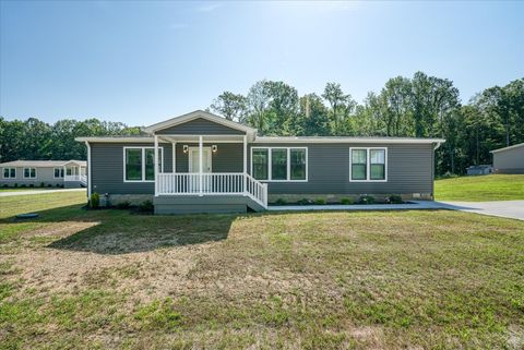 1760 Anna Maria Ln Cookeville TN 38501