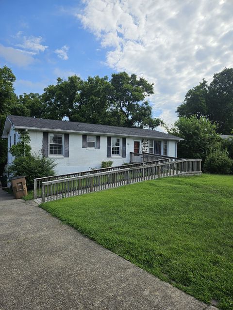 3313 Leondale Ter Nashville TN 37207