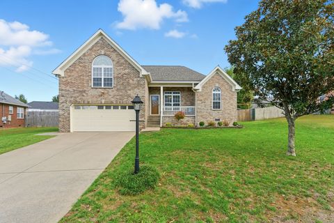 686 Whispering Breeze Mount Juliet TN 37122