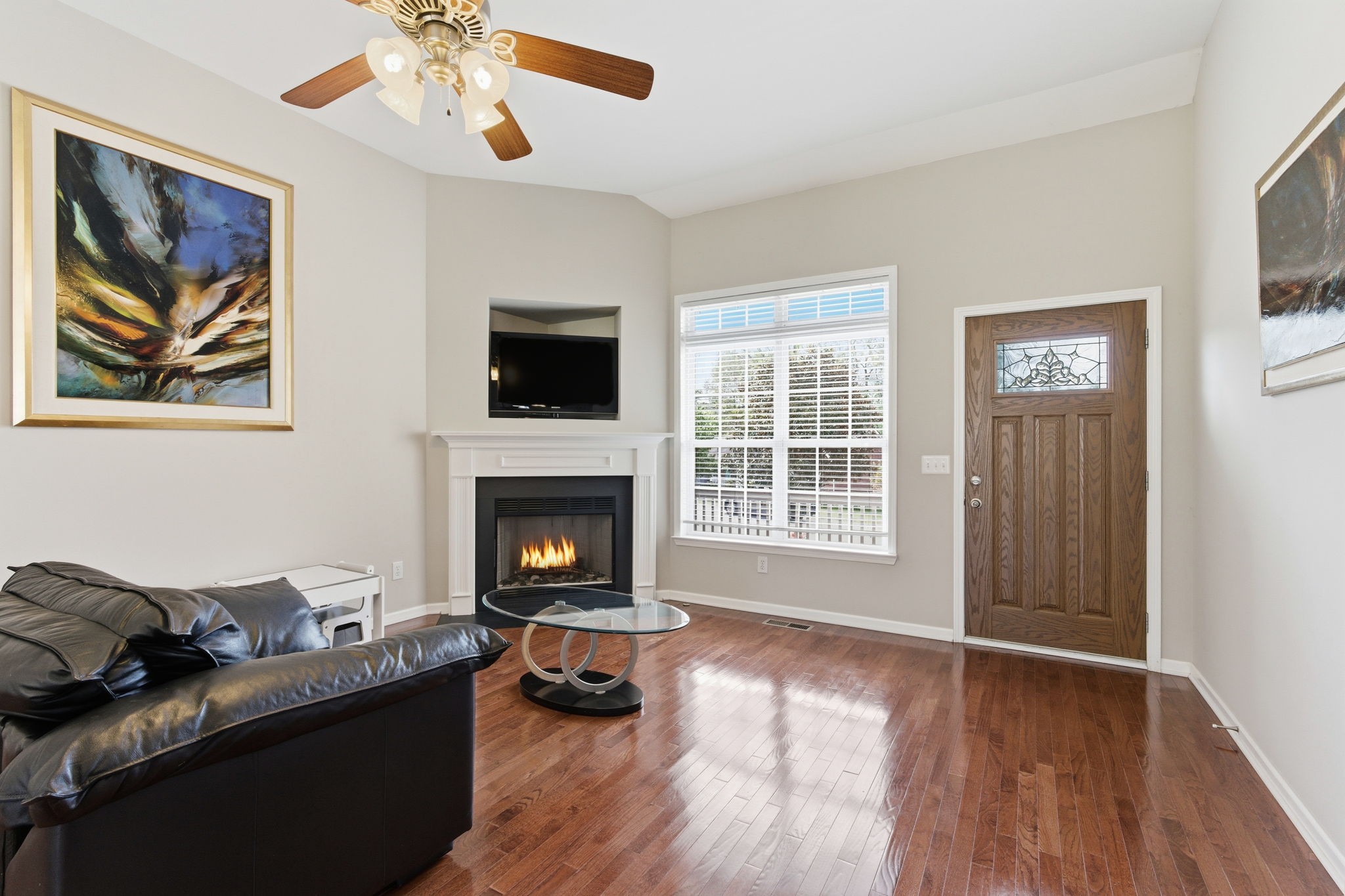 686 Whispering Breeze