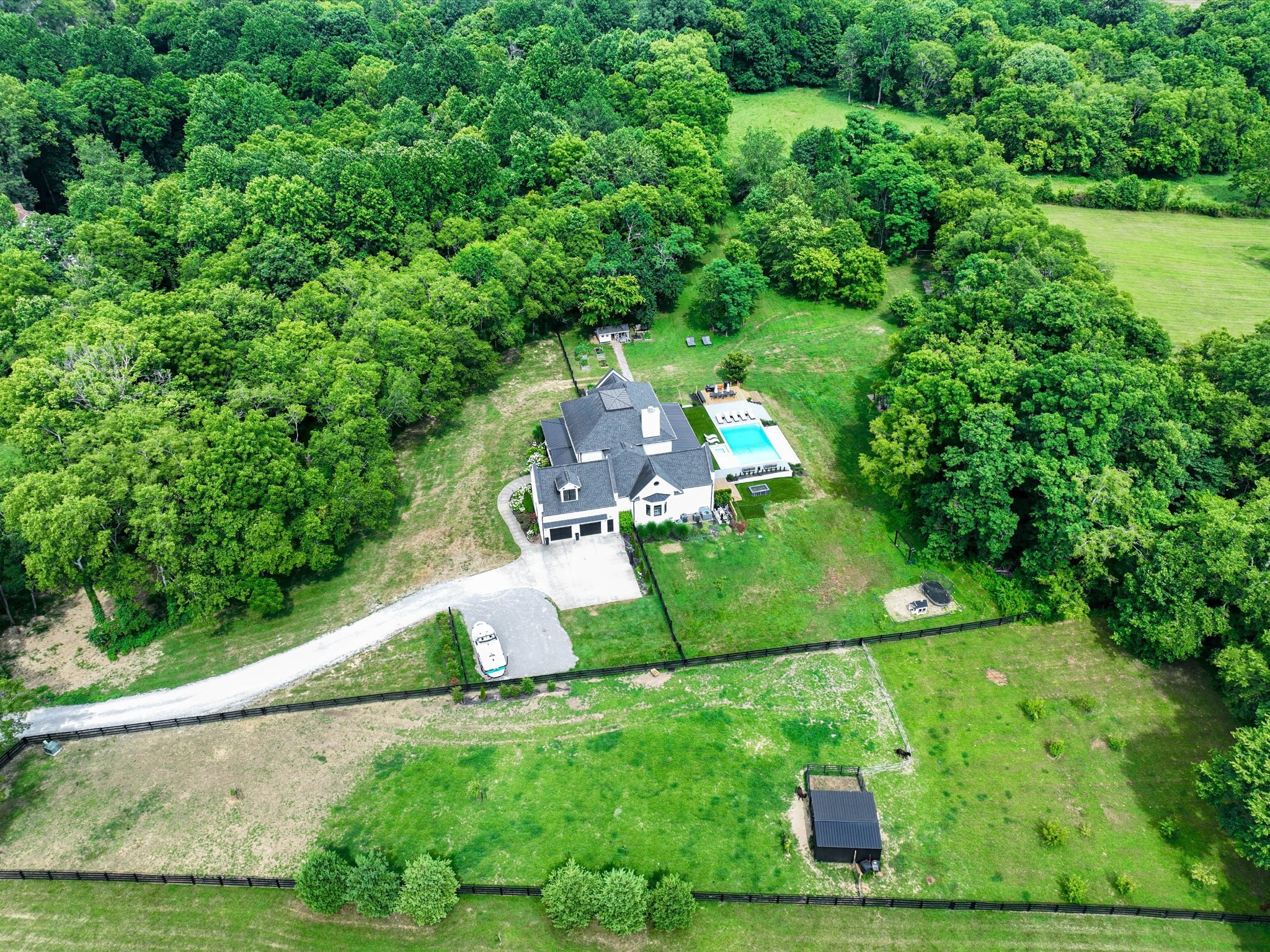 5112 Heron Hill Ln