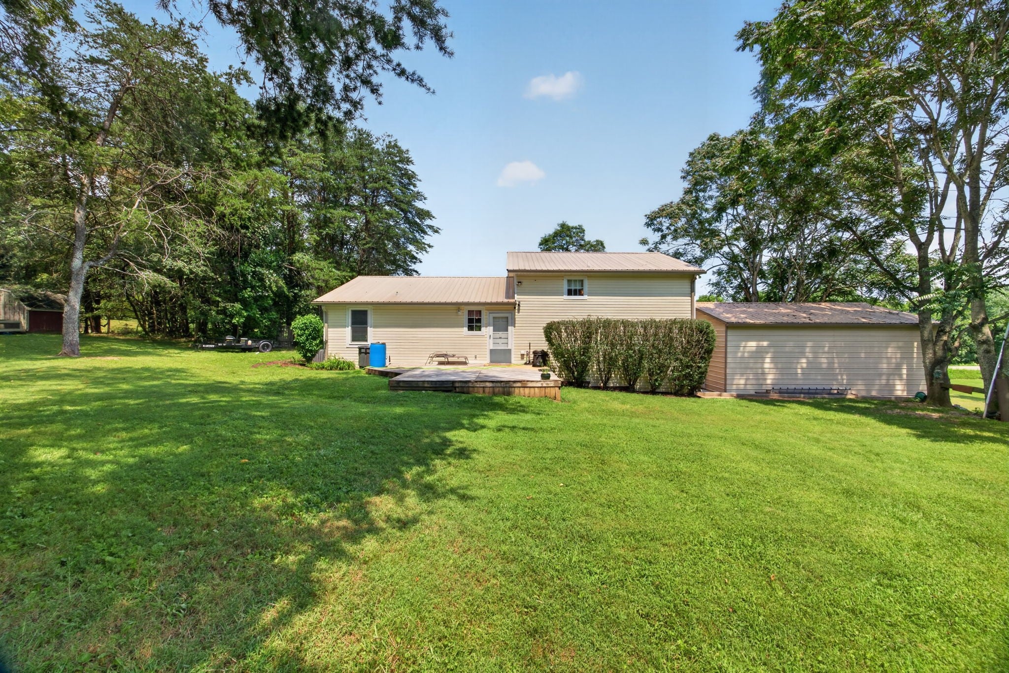 165 E Whitehall Rd
