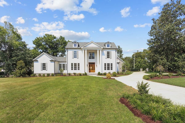 1000 STONEWALL DR, NASHVILLE, TN 37220 - Image 16dca5d17e564c8ec4eb0af3ffbf8b67/2364478164