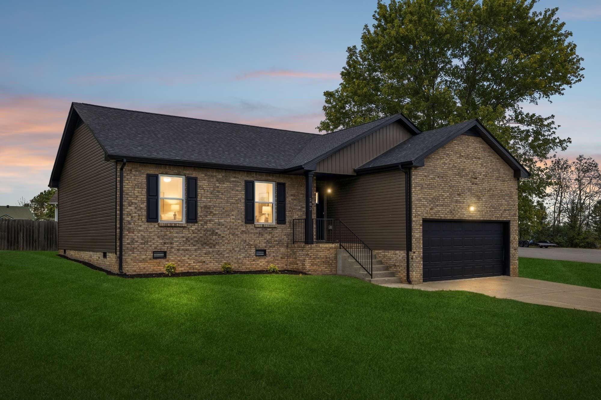 283 Moncrest Dr