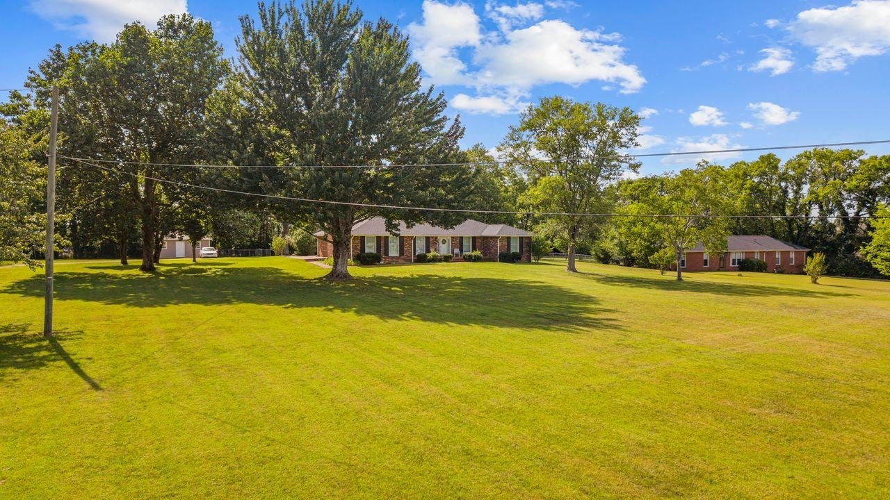 226 Maple Hill Rd