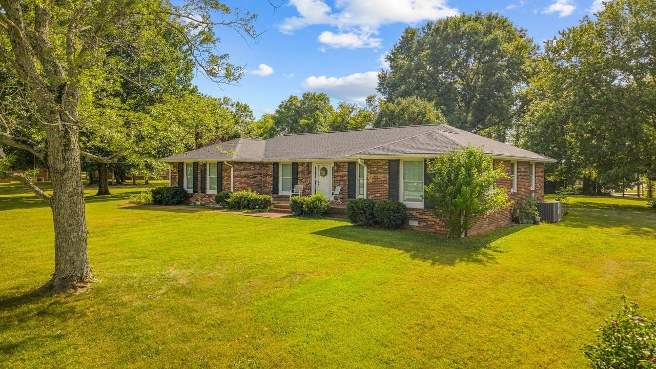 226 Maple Hill Rd