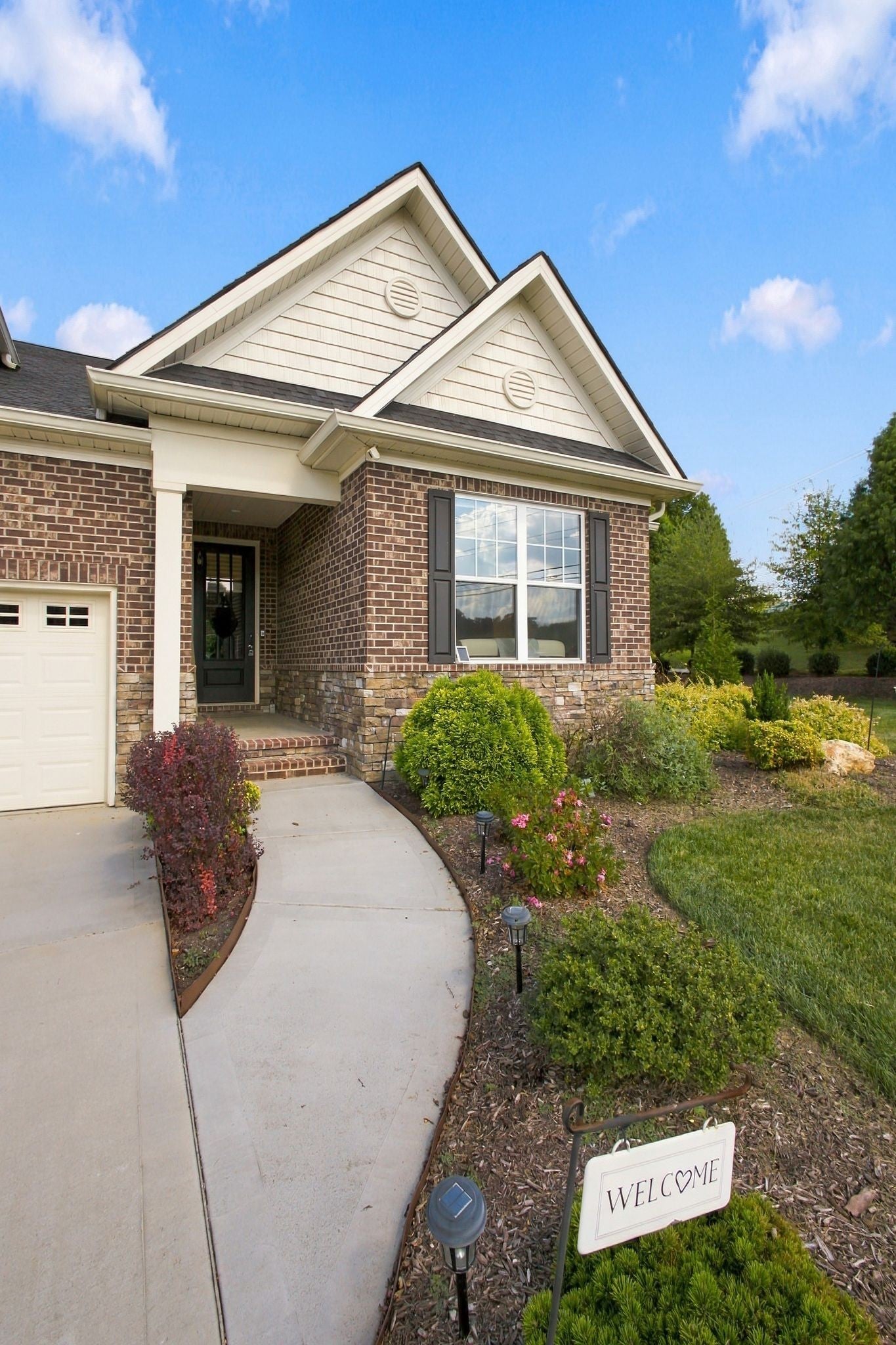 1200 Loggerhead Lane