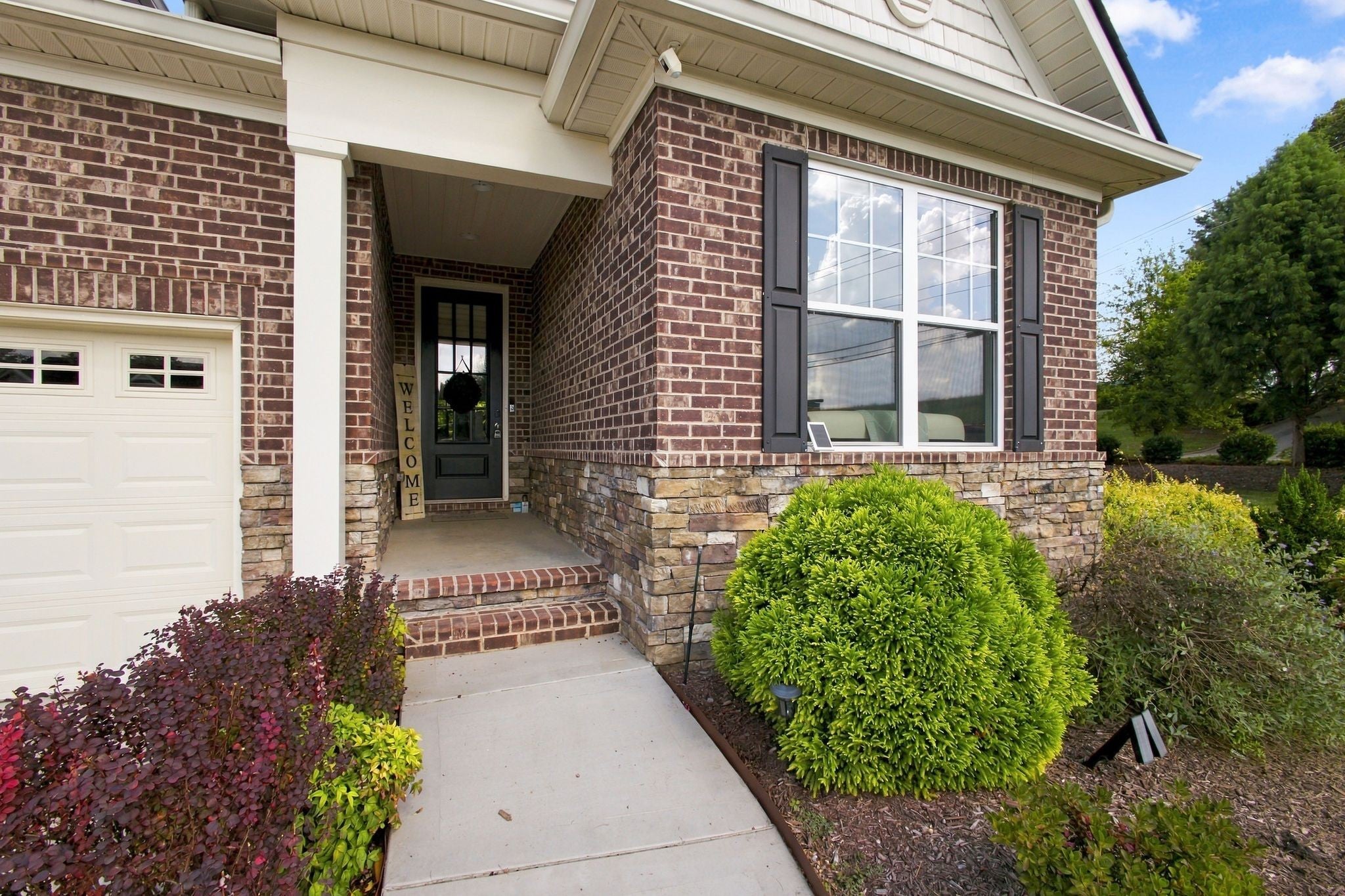 1200 Loggerhead Lane