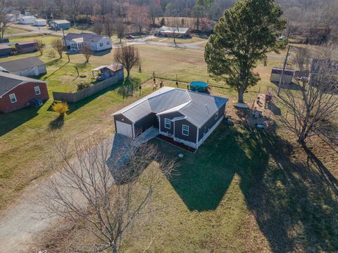 510 Hinson St Hohenwald TN 38462