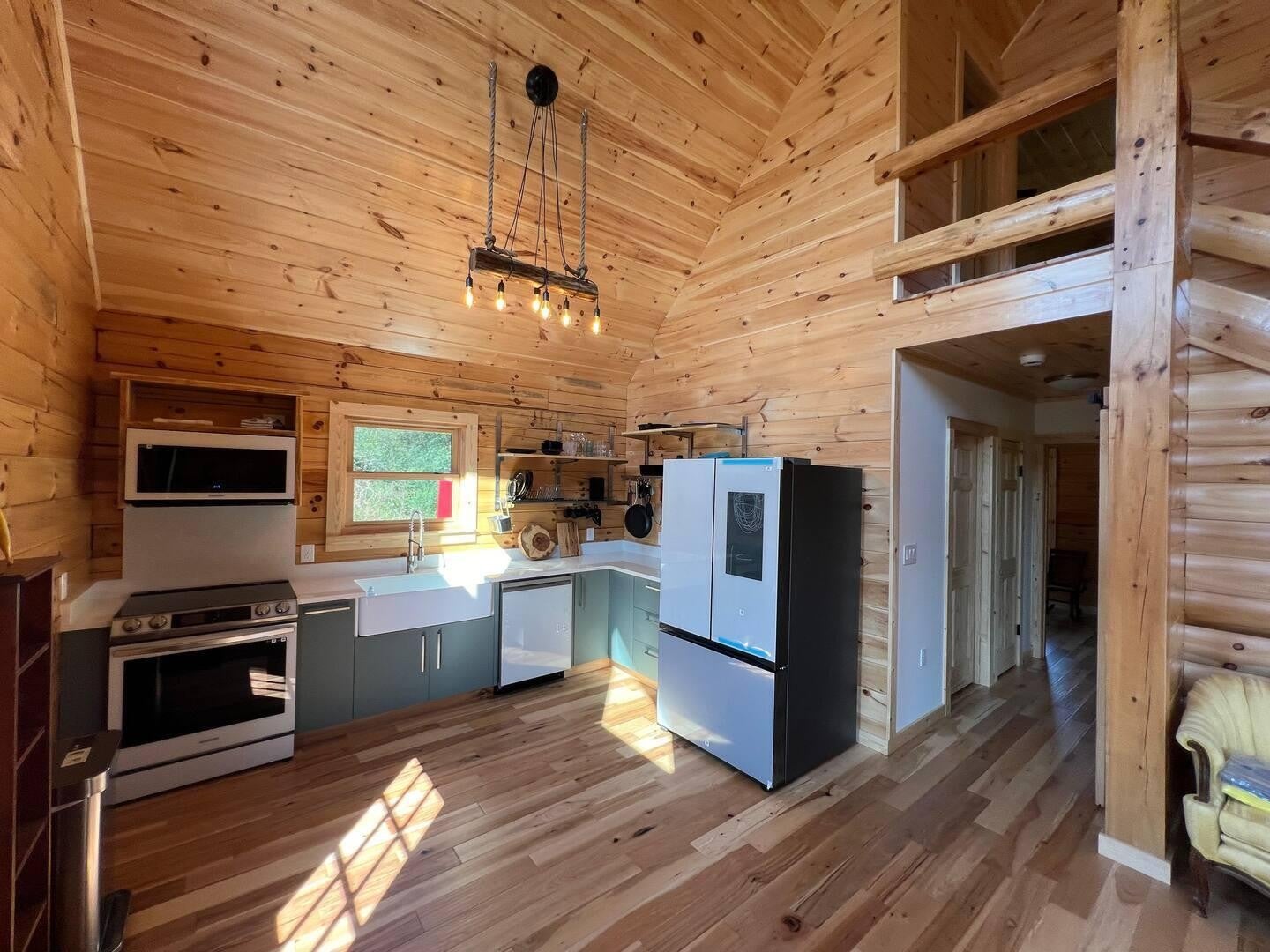 375 County Road 401