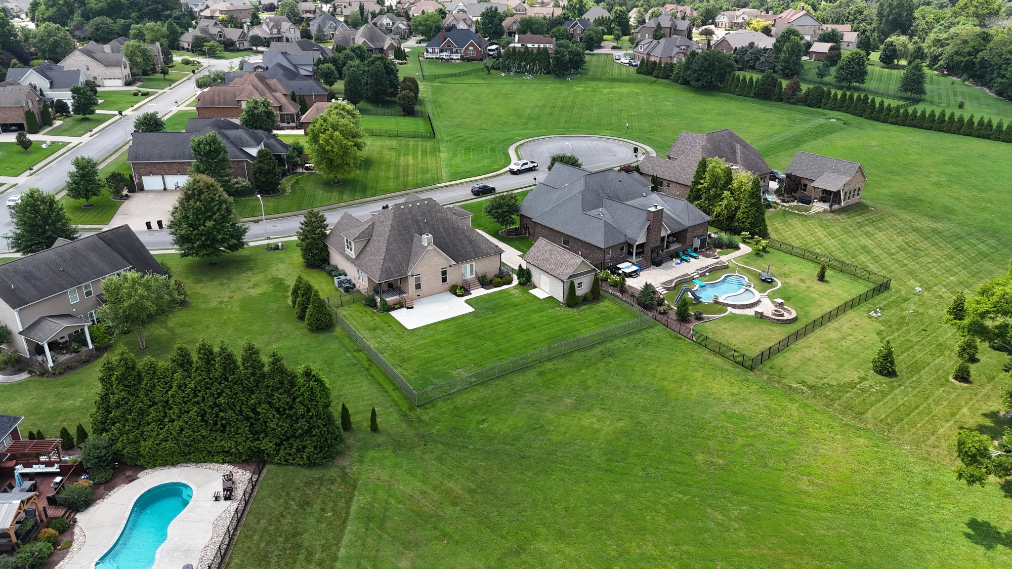 1118 Averwater Run