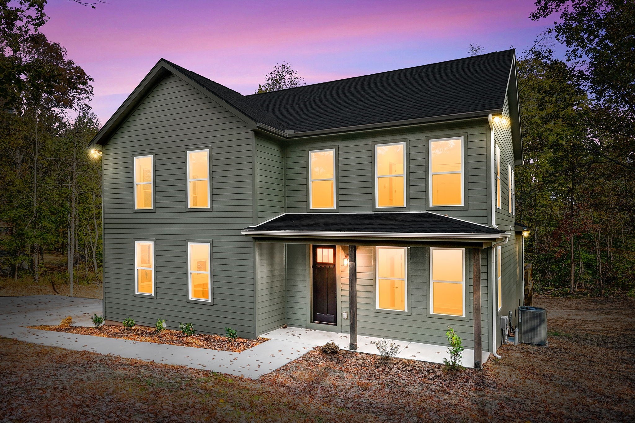 10022 Forest Lane