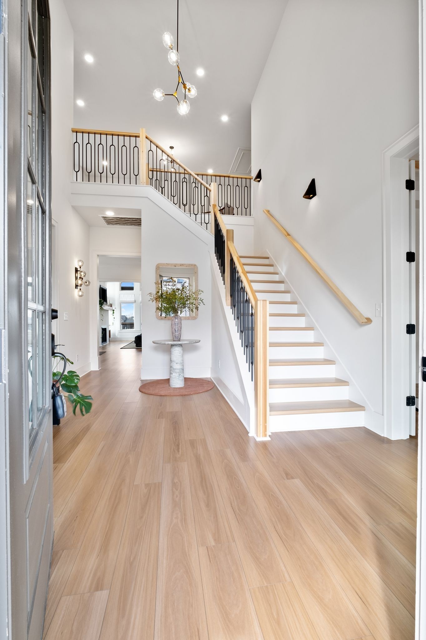 7004 Lampkins Crossing Dr