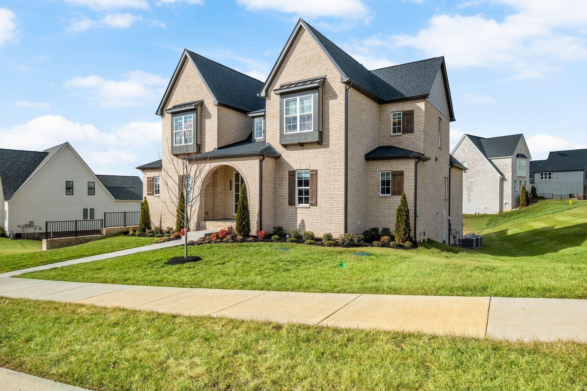 7004 Lampkins Crossing Dr