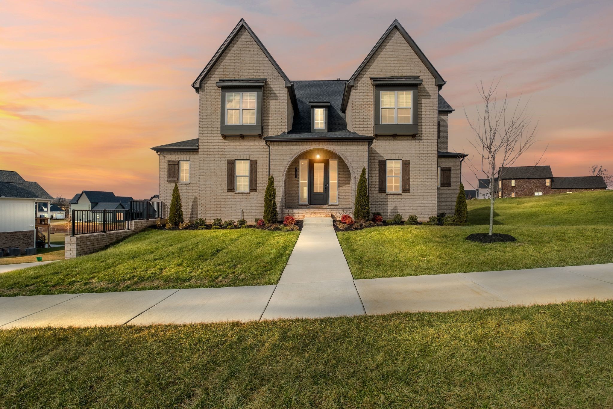 7004 Lampkins Crossing Dr