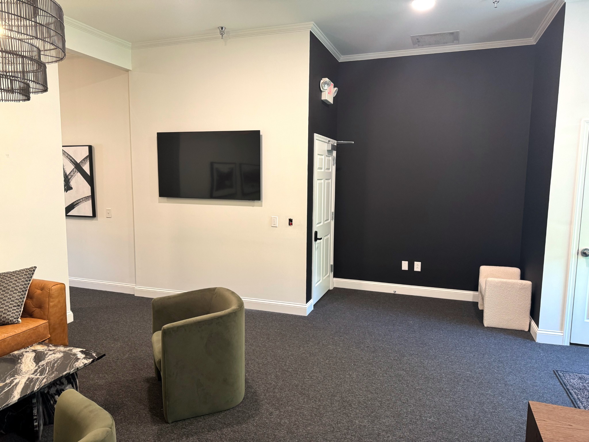 311 S Royal Oaks Blvd