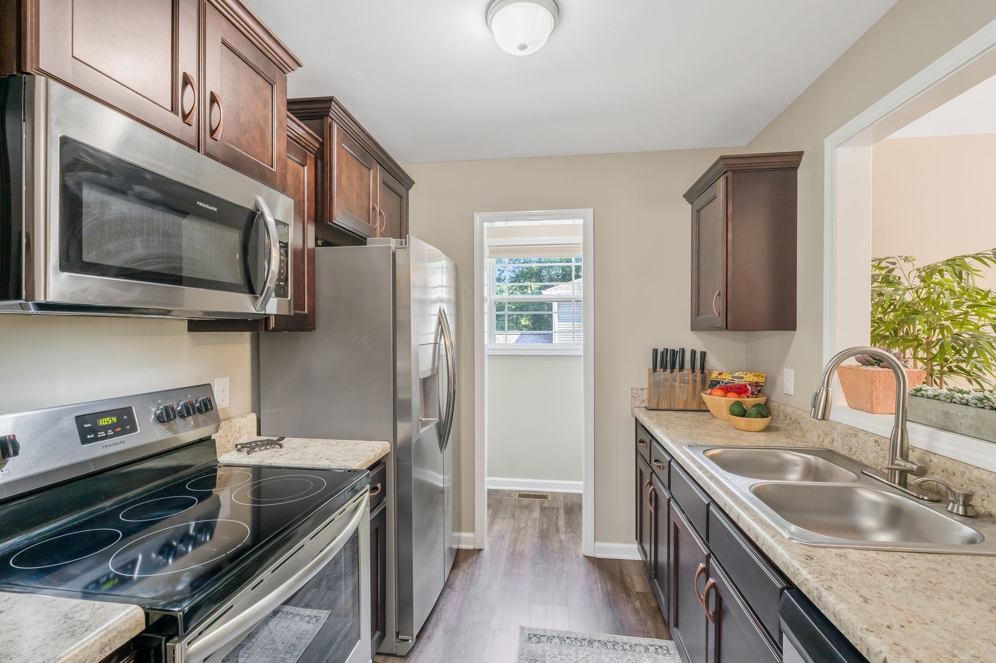 144 Maple Dr