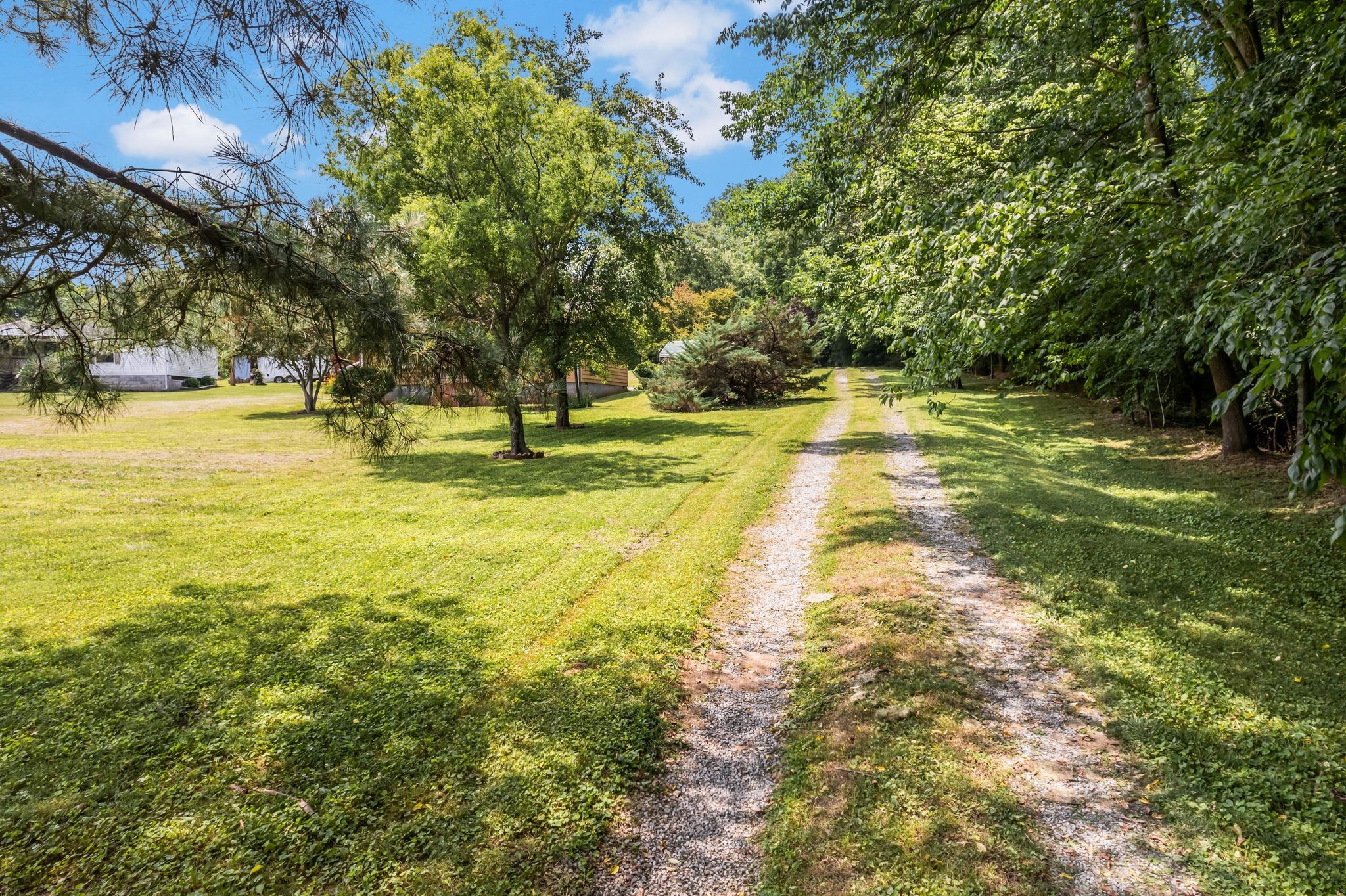 7898 Highway 41 N