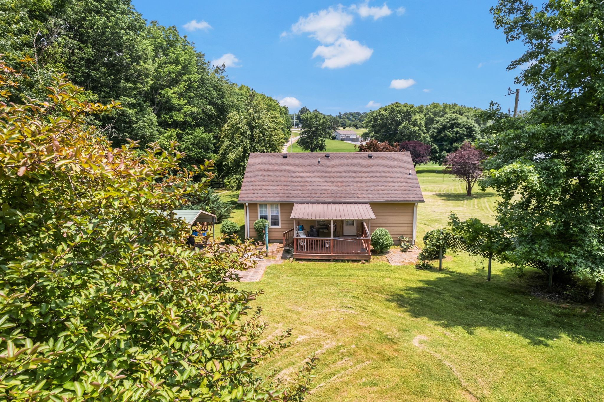7898 Highway 41 N