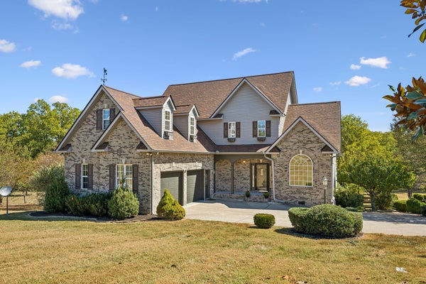 2216 TWIN PEAKS CT, SPRING HILL, TN 37174 - Image 175c360e2b74a6fc87ffd3e1763ea620/3102015460