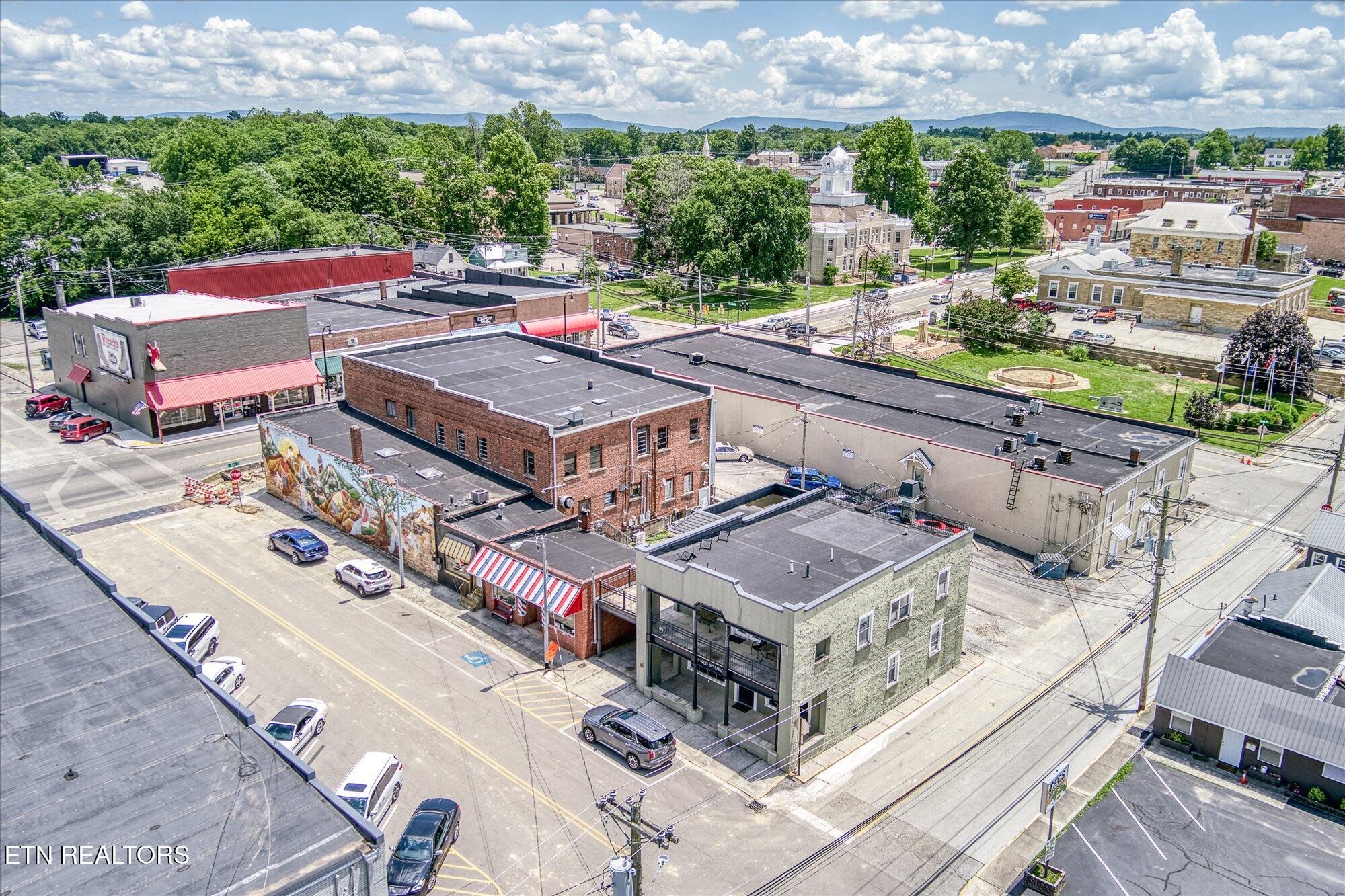 31 W Fifth St