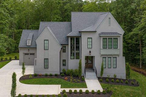 5709 Cloverland Dr Brentwood TN 37027