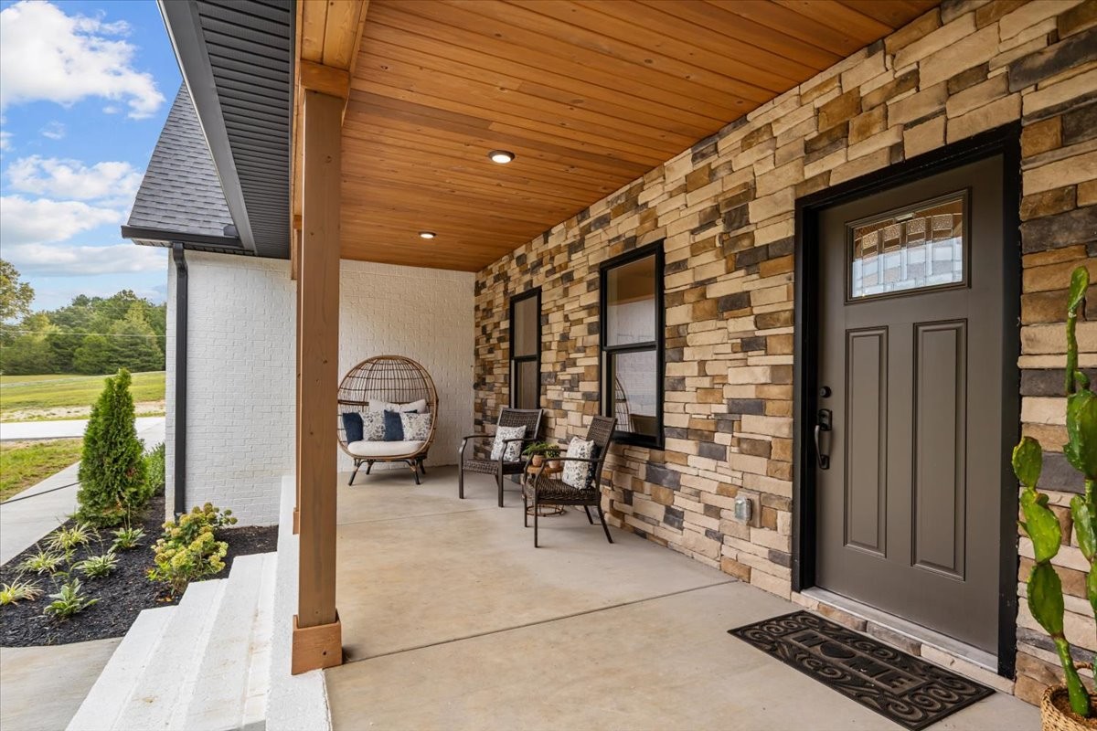 1041 Twin pine Rd