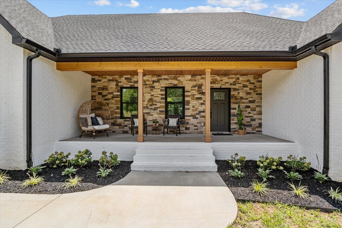 1041 Twin pine Rd