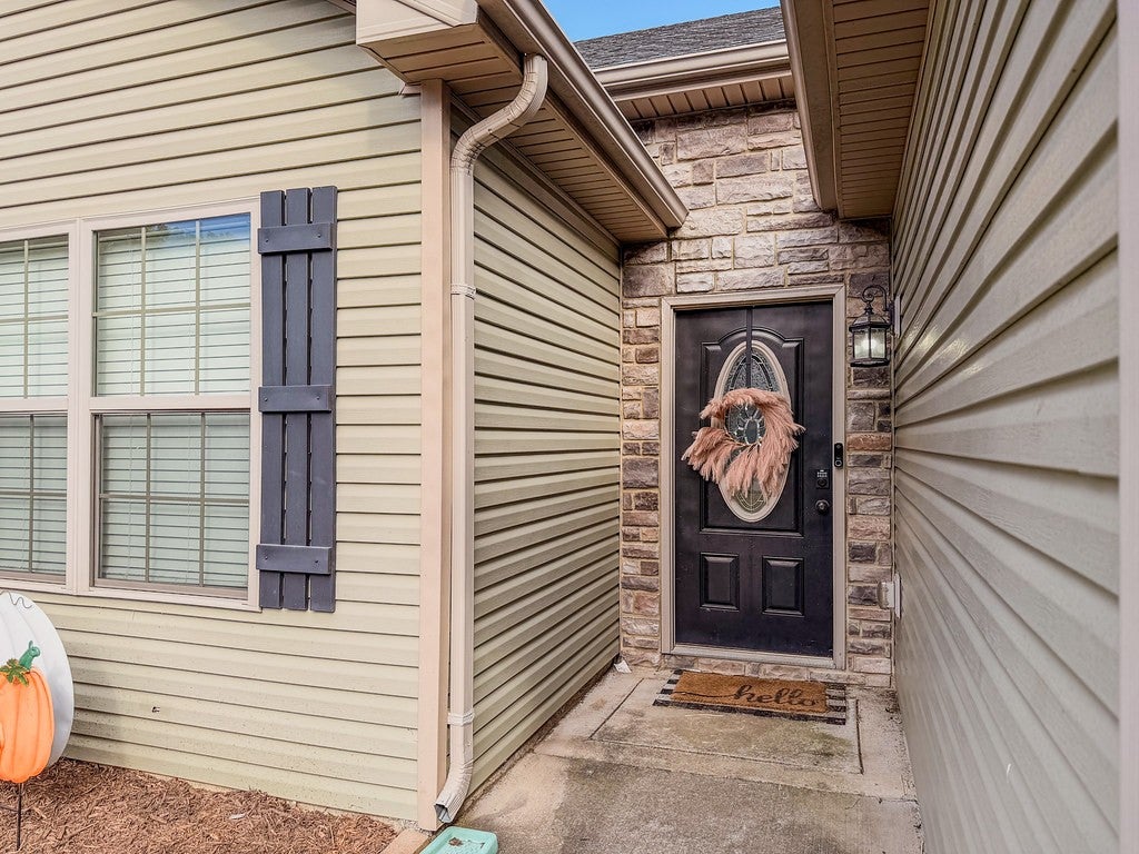 1167 Freedom Dr