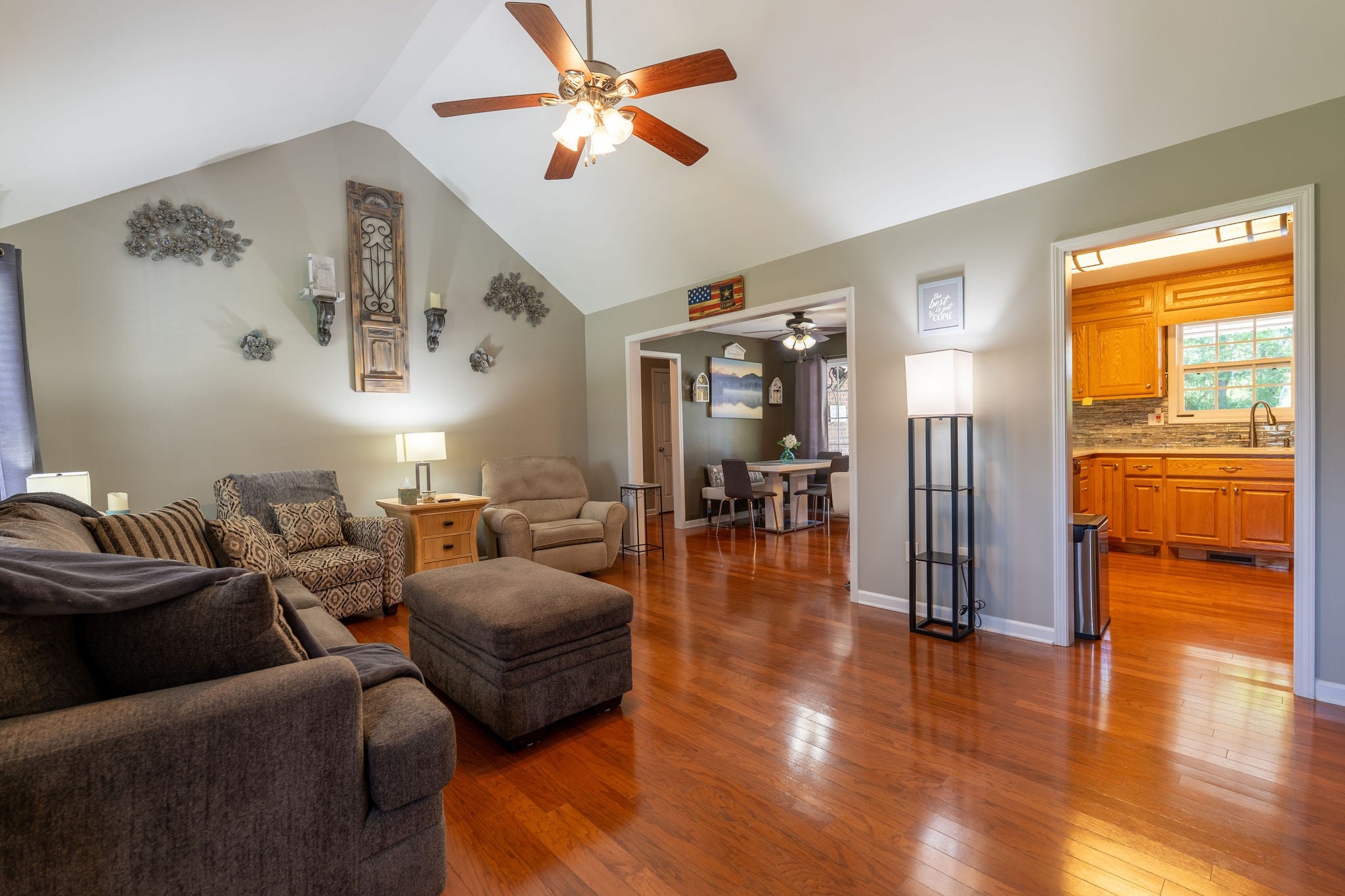 153 Center Point Dr