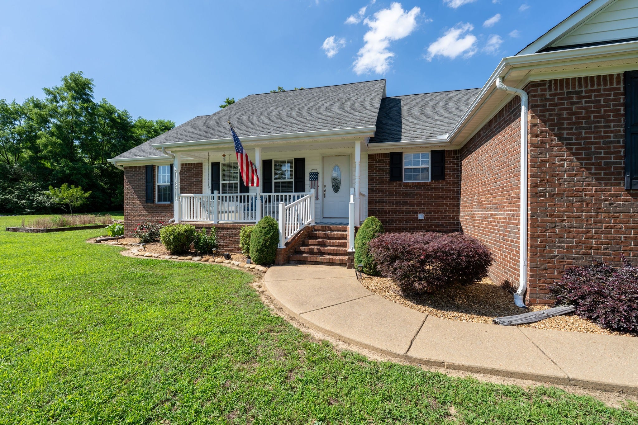 153 Center Point Dr