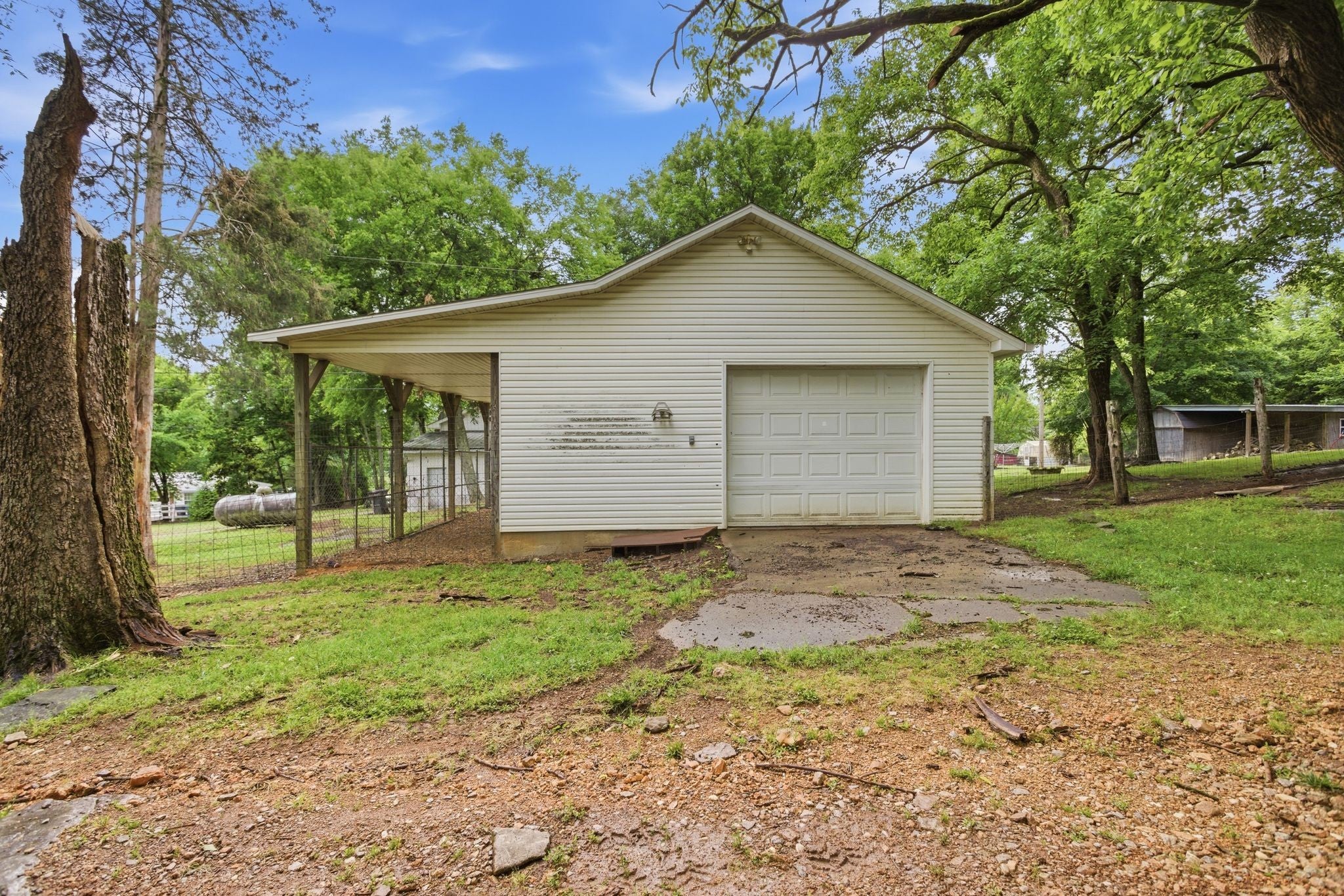 6222 Cayce Ln, Columbia, TN, 38401, USA, 2 Bedrooms Bedrooms, ,1 BathroomBathrooms,Residential,Active,6222 Cayce Ln,3221115