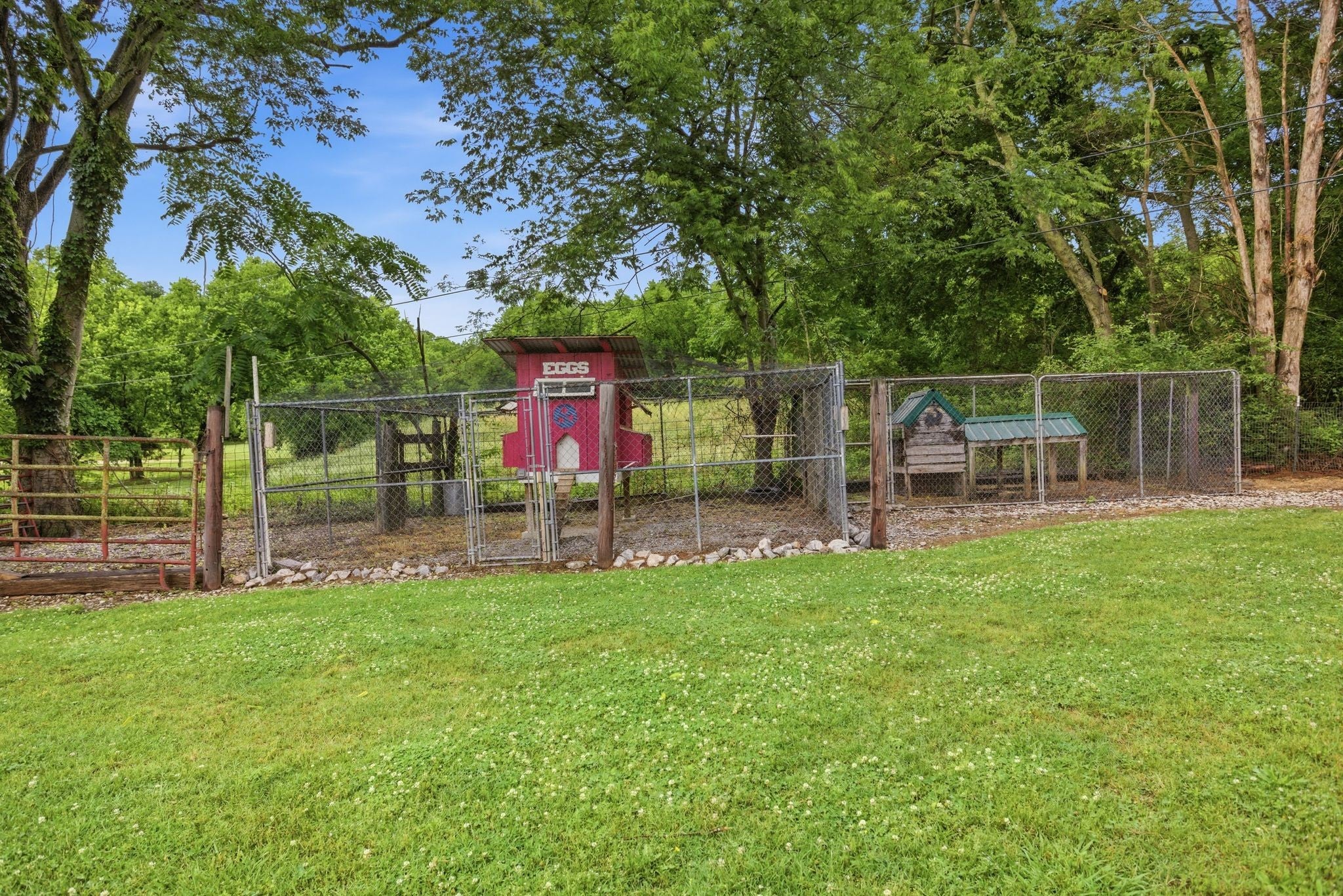 6222 Cayce Ln, Columbia, TN, 38401, USA, 2 Bedrooms Bedrooms, ,1 BathroomBathrooms,Residential,Active,6222 Cayce Ln,3221115