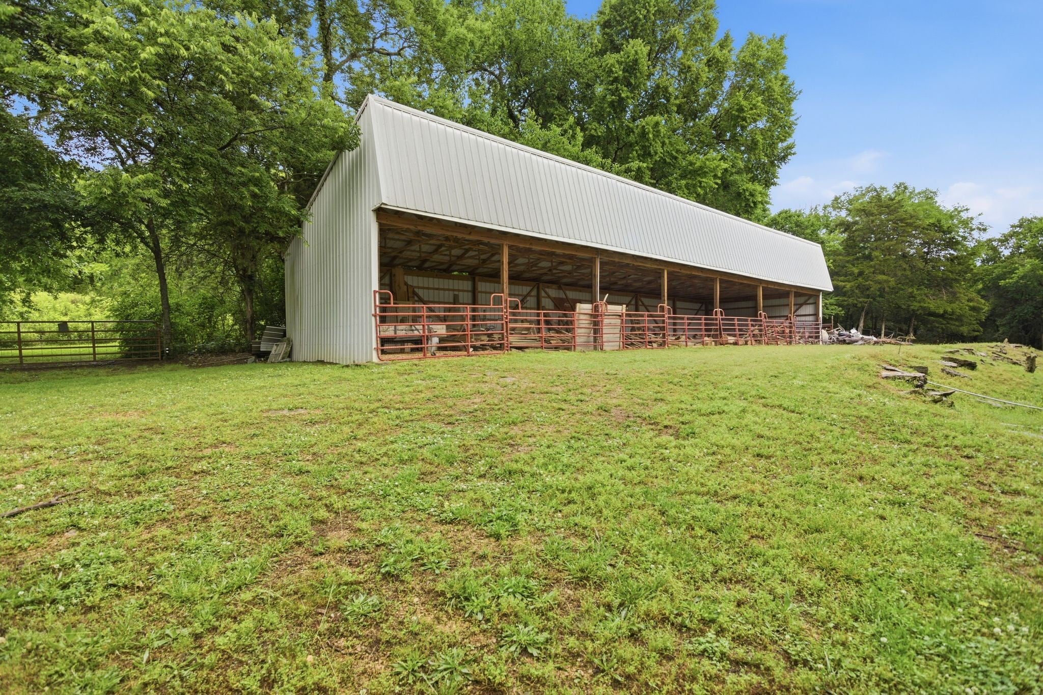 6222 Cayce Ln, Columbia, TN, 38401, USA, 2 Bedrooms Bedrooms, ,1 BathroomBathrooms,Residential,Active,6222 Cayce Ln,3221115
