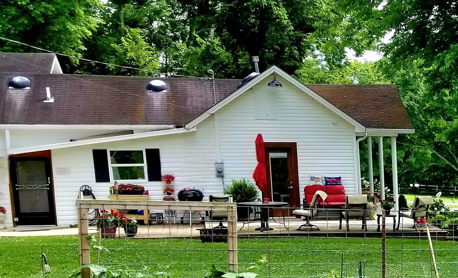 6222 Cayce Ln, Columbia, TN, 38401, USA, 2 Bedrooms Bedrooms, ,1 BathroomBathrooms,Residential,Active,6222 Cayce Ln,3221115