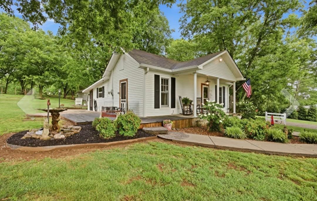 6222 Cayce Ln, Columbia, TN, 38401, USA, 2 Bedrooms Bedrooms, ,1 BathroomBathrooms,Residential,Active,6222 Cayce Ln,3221115