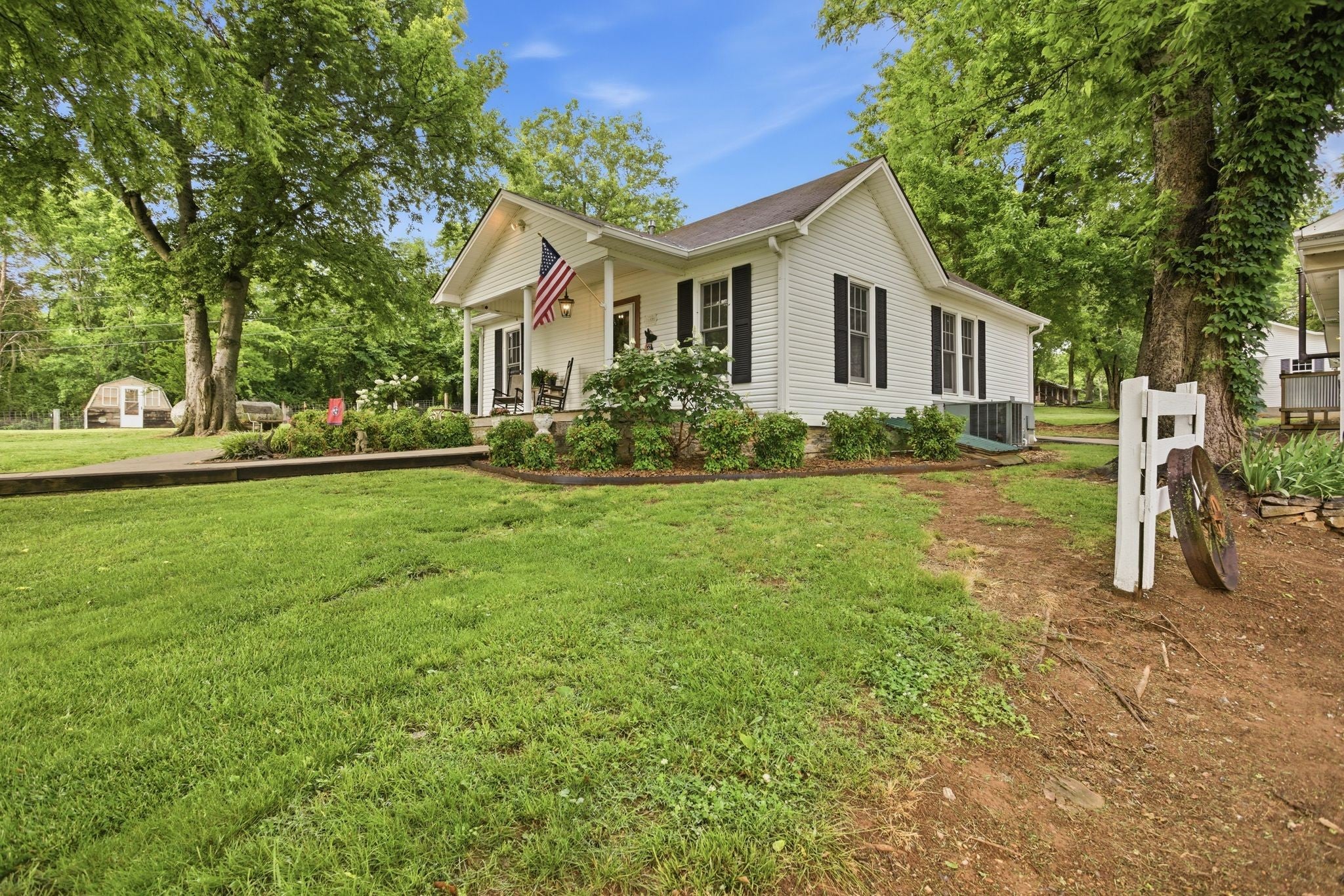 6222 Cayce Ln, Columbia, TN, 38401, USA, 2 Bedrooms Bedrooms, ,1 BathroomBathrooms,Residential,Active,6222 Cayce Ln,3221115