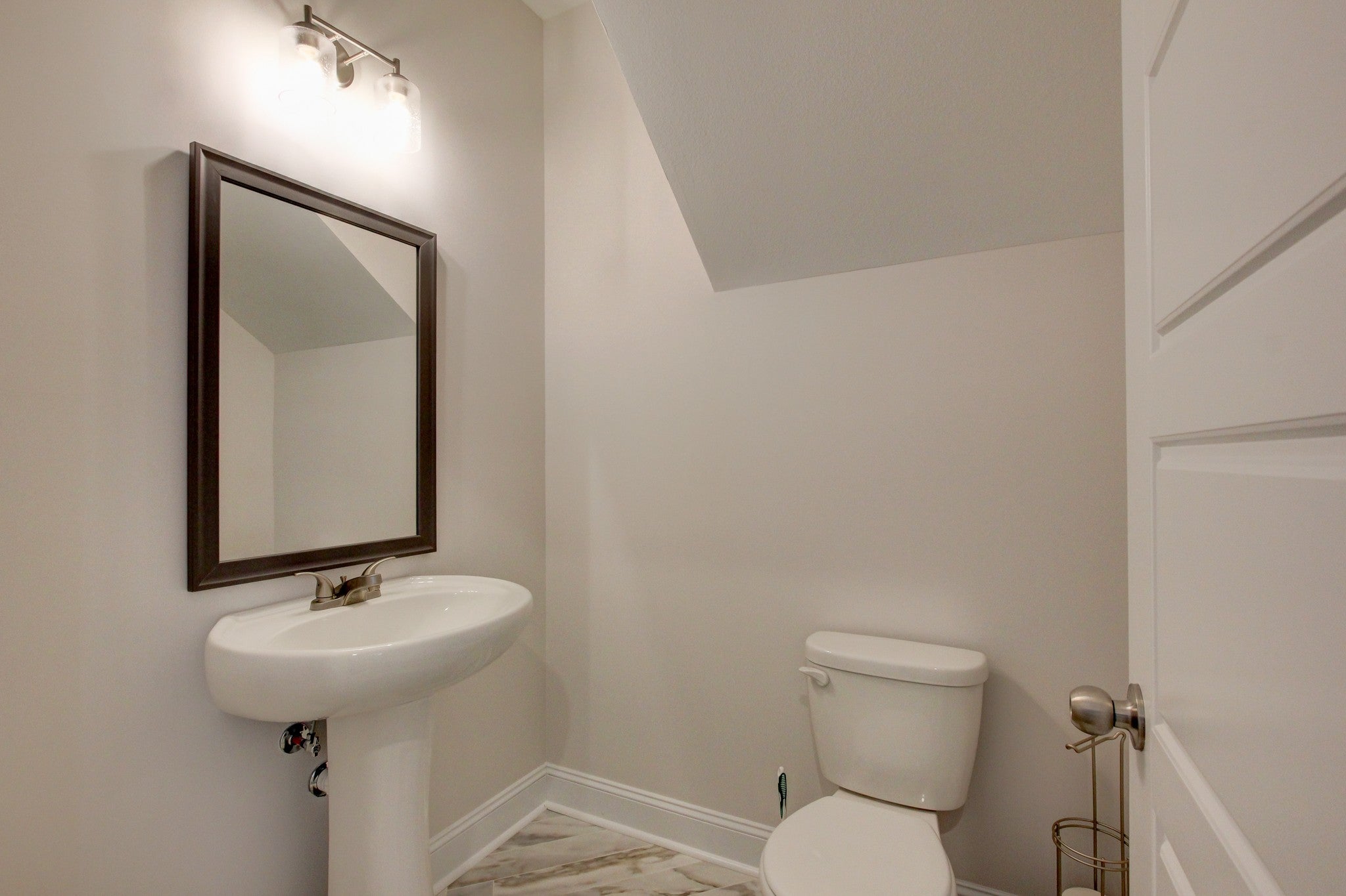 381 Galway Dr